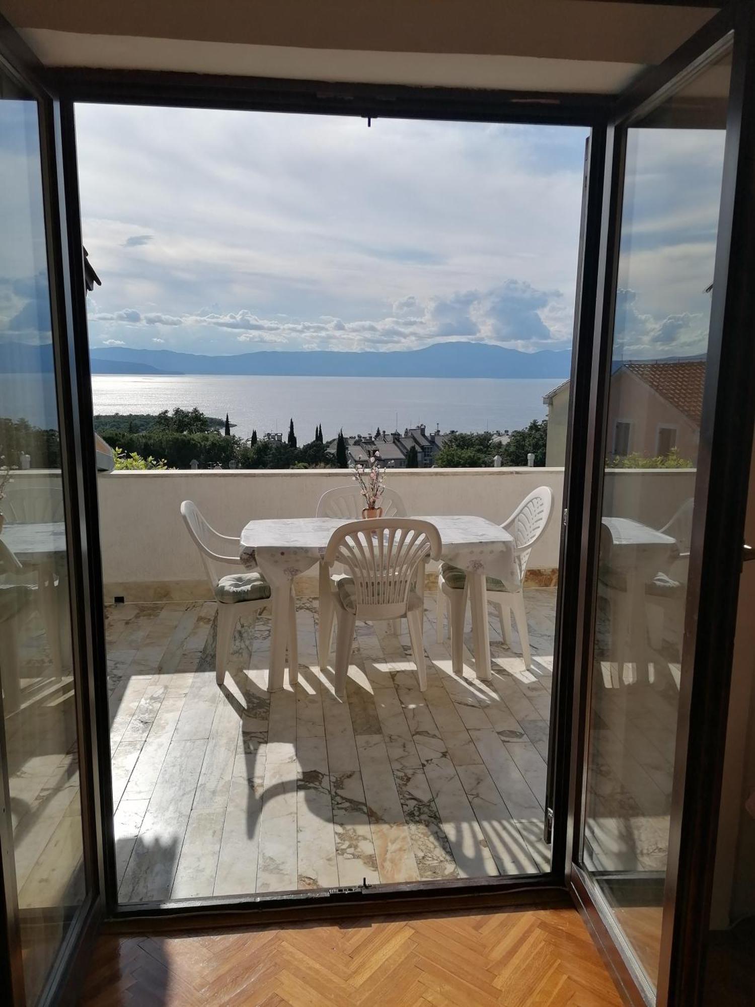 Apartment Domijan By El-Pi Tours Njivice Luaran gambar